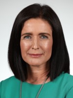 Portrait of Paula Bradshaw